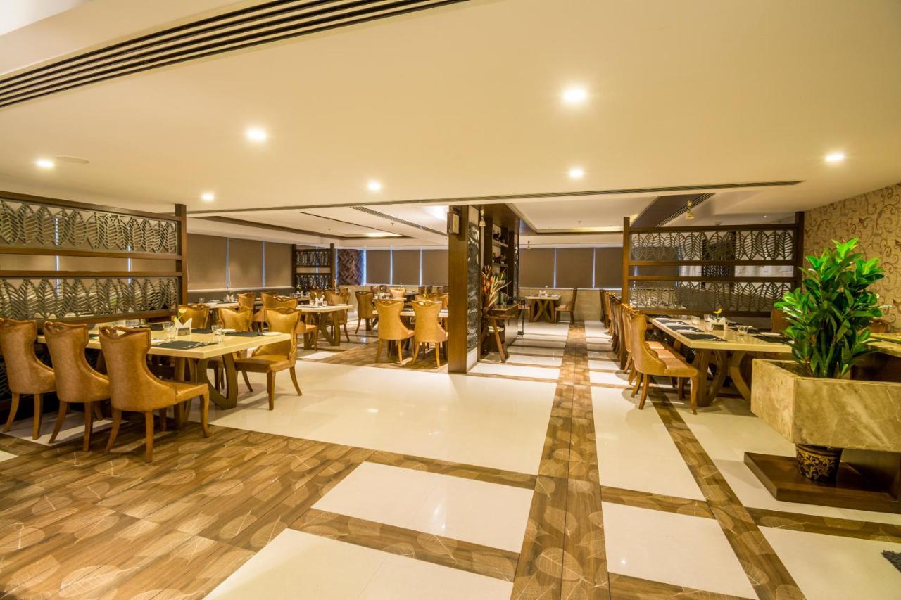 The Capital Hotel Guntūr Екстериор снимка
