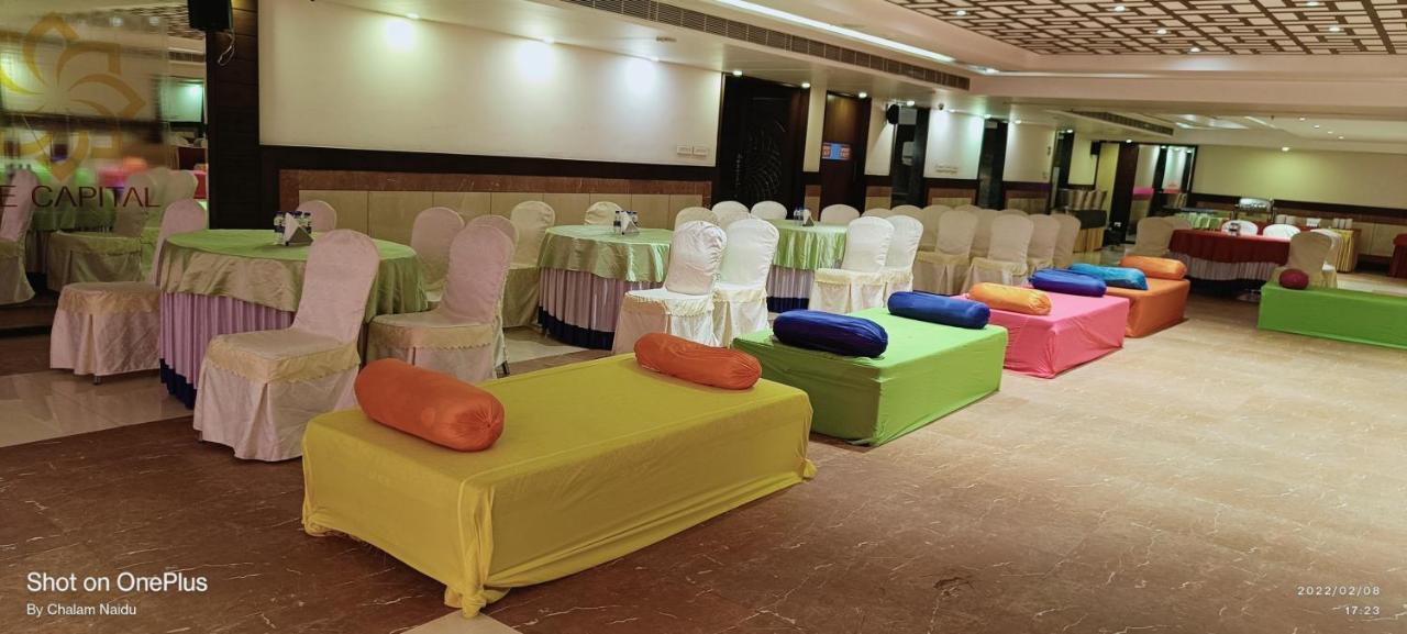 The Capital Hotel Guntūr Екстериор снимка